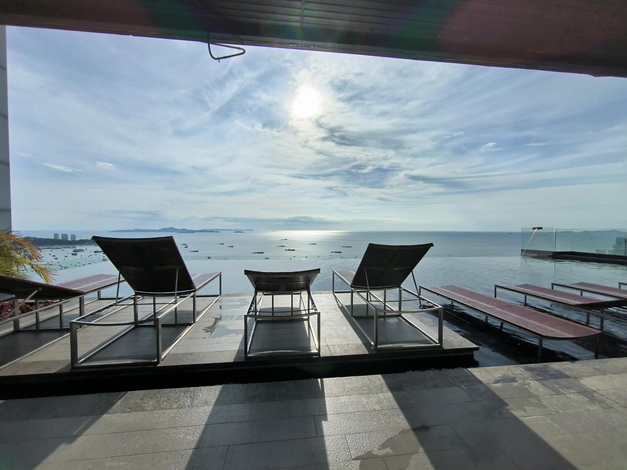 Bed and Breakfast Centric Sea Pattaya Exterior foto